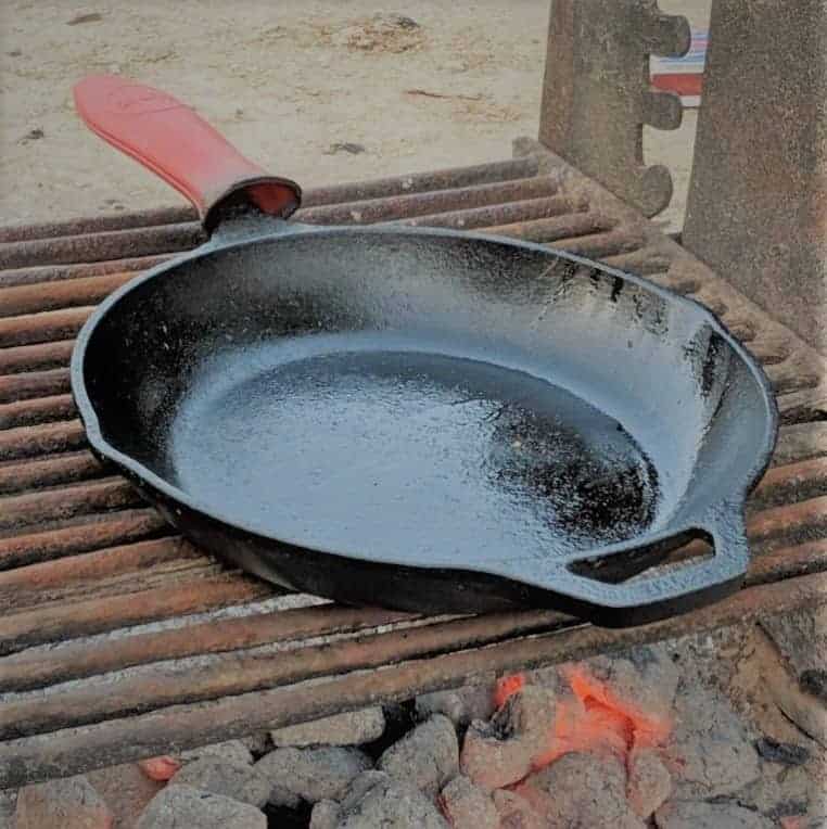 How to Clean a Cast Iron Skillet – Must Love Camping