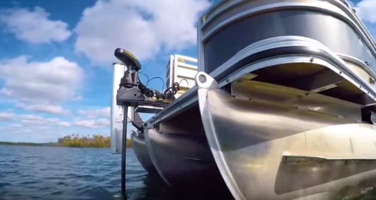 Can You Put a Trolling Motor on a Pontoon Boat (With Sizes