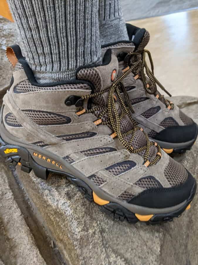 How Do I Know If My Hiking Boots Are Too Small? – Decide Outside ...