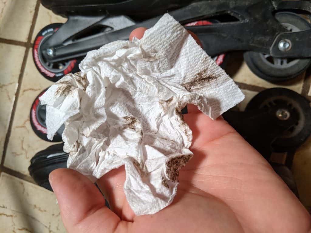 dirty-paper-towel-from-cleaning-outside-of-bearings